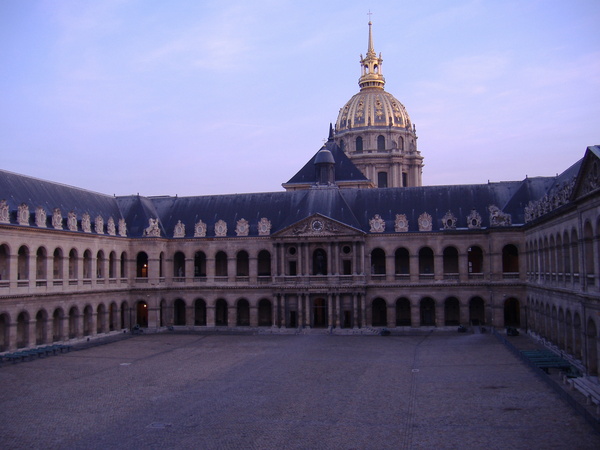 paris_invalides_court3