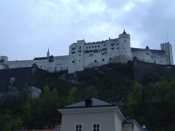 salzburg_walk_castle