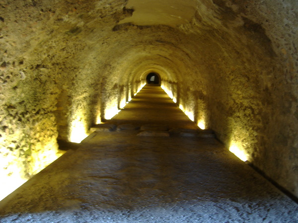 tarragona_archeo_tunnel