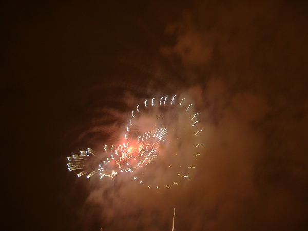 valencia_fireworks1_circles