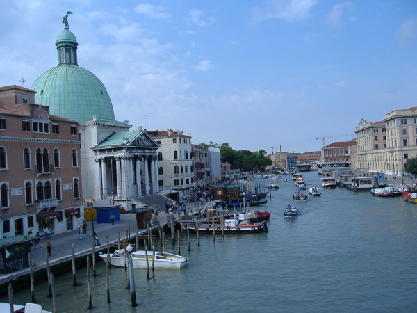 venice_canal_canal