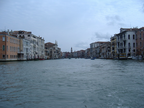 venice_canal_canal3