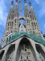 barcelona_sagrada_front