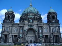 berlin_dom_front