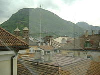 bolzano_arch_rooftop