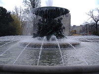 dresden_fountain_female