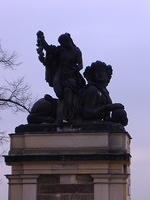 dresden_park_statue