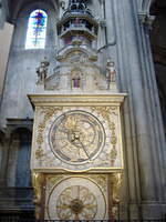 lyon_cathedrale_clock1