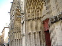 lyon_cathedrale_outside