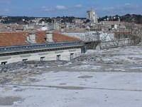 nimes_arena_looking