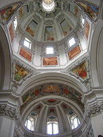 salzburg_dom_ceiling2