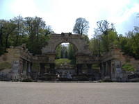 vienna_schloss_ruins